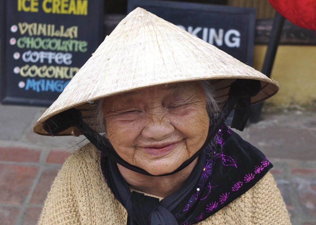 Hoi An Elderly People